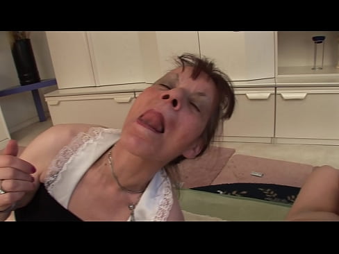 ❤️ Kaks vanaema ja üks vanaisa teevad kolmekesi Pornovideo at us ️❤